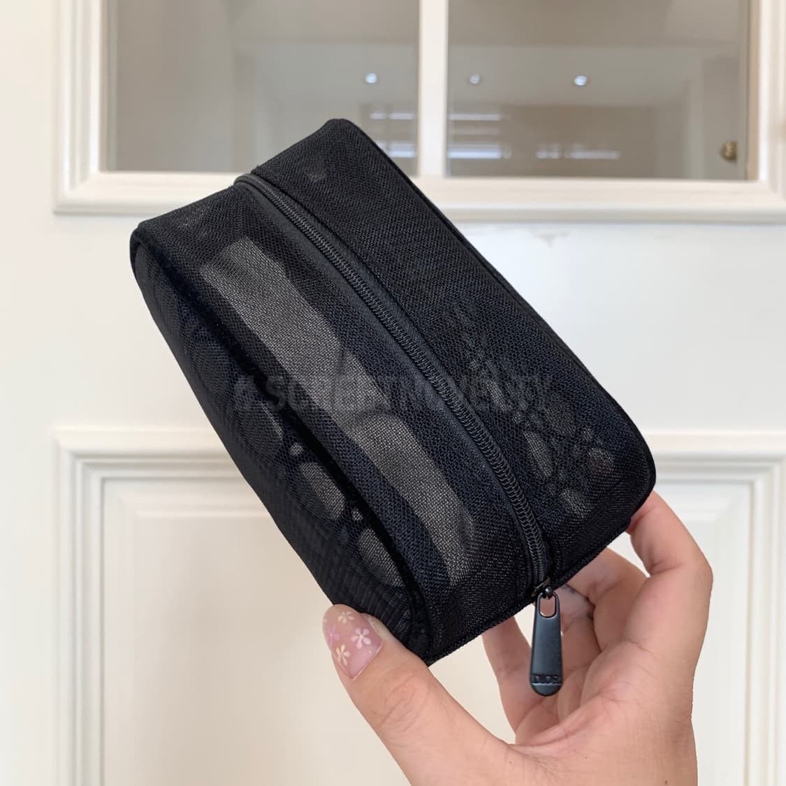 디올뷰티 까나쥬 메쉬 파우치 블랙 시즌 할인가 상품이미지3