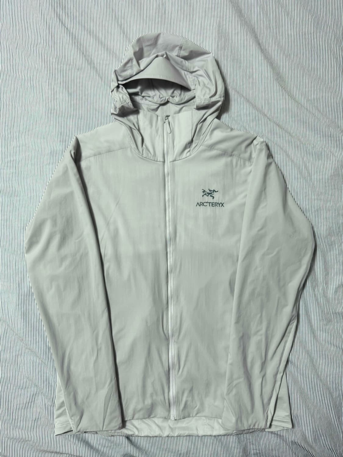 (새상품급) 아크테릭스 아톰 sl 후디 솔리튜드  상품이미지3