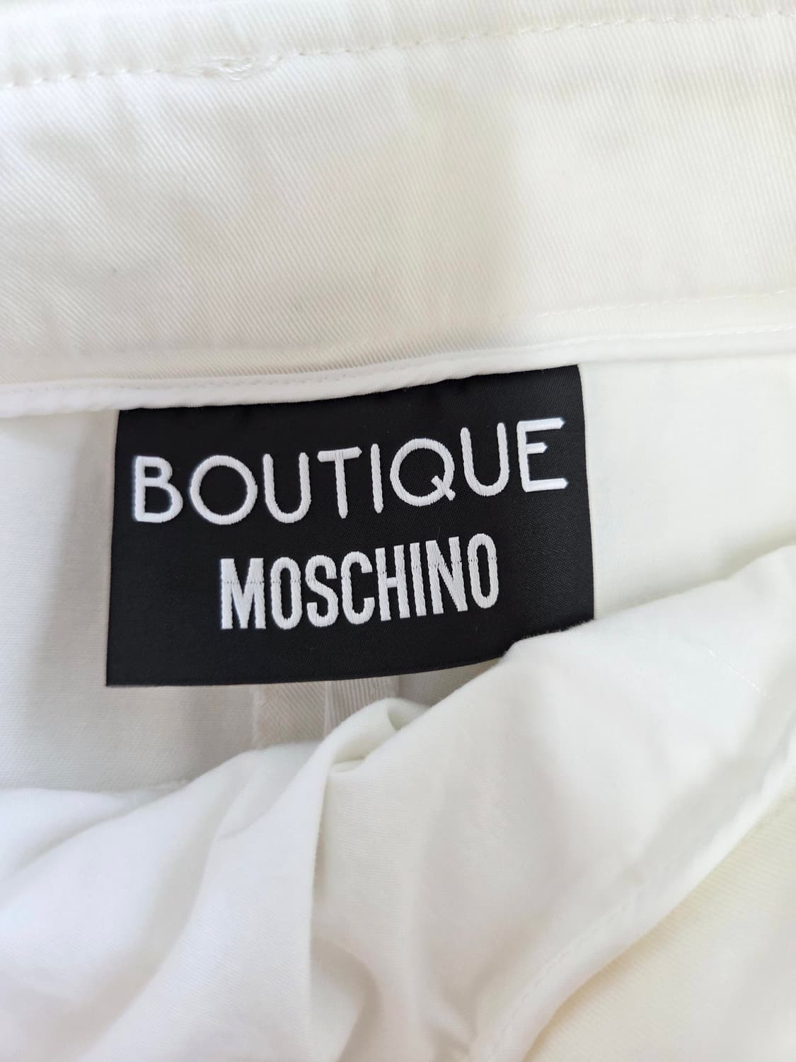 부티크 모스키노 하노 화이트 넷 쇼츠 67-92 상품이미지3