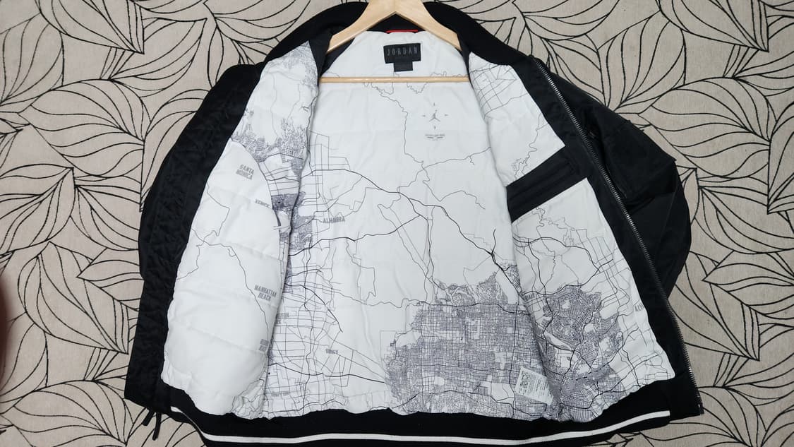 조던 올스타 컬렉션  City of Flight 블랙 MA-1 패딩자켓  상품이미지4