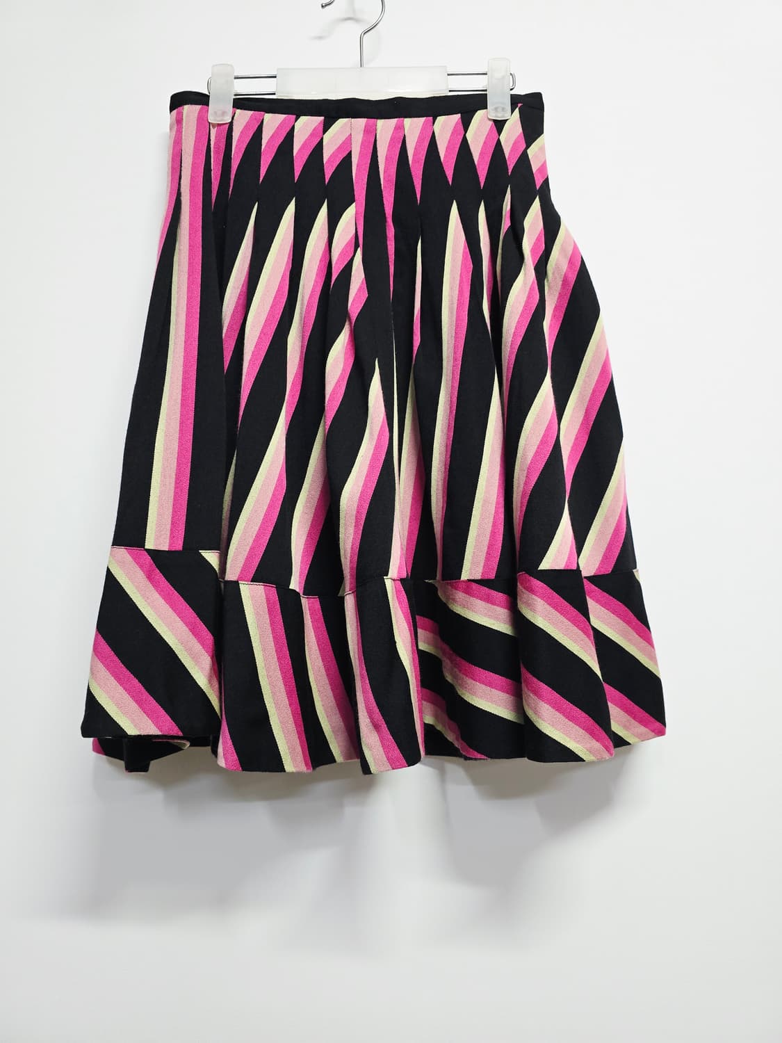 레니본 핑크 스트라이프 플리츠 스커트 상품이미지1