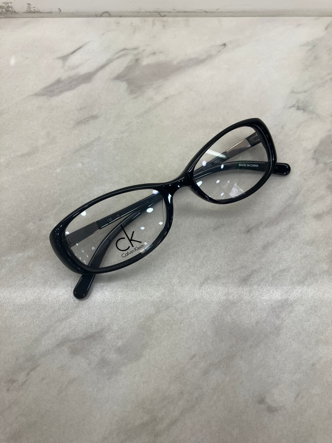 캘빈클라인 CK 긱시크 블랙 뿔테 안경 상품이미지1