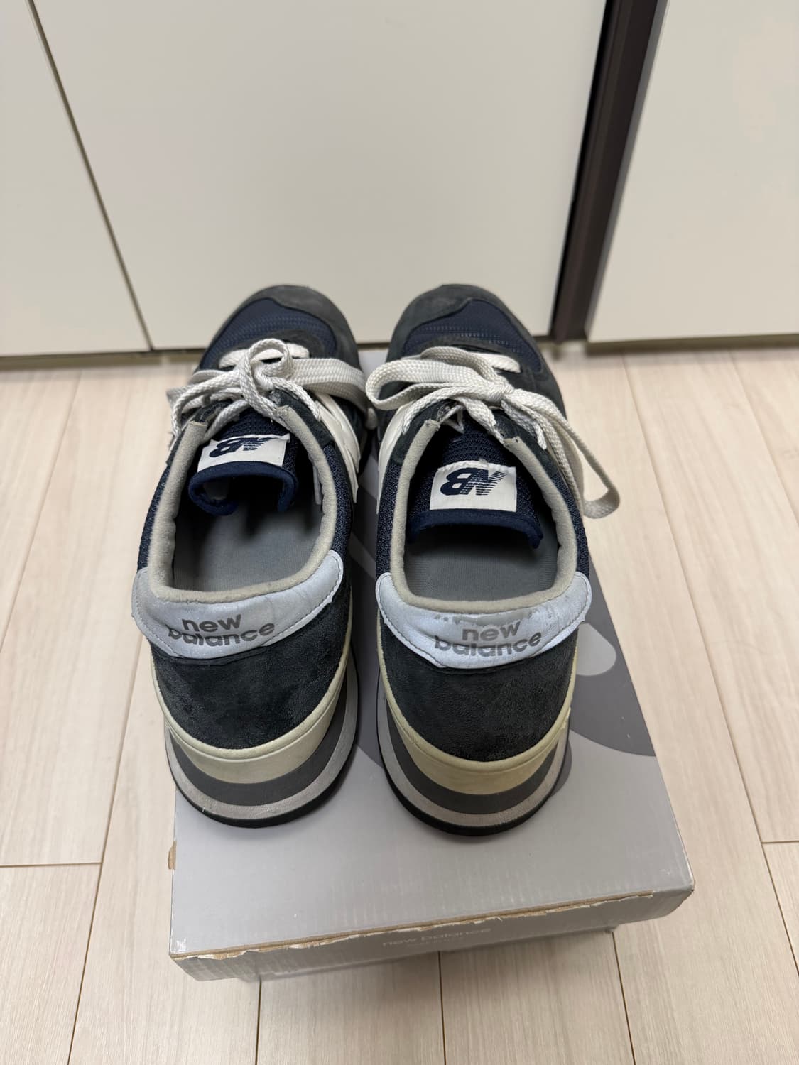 뉴발란스990v1 275 네이비 상품이미지3