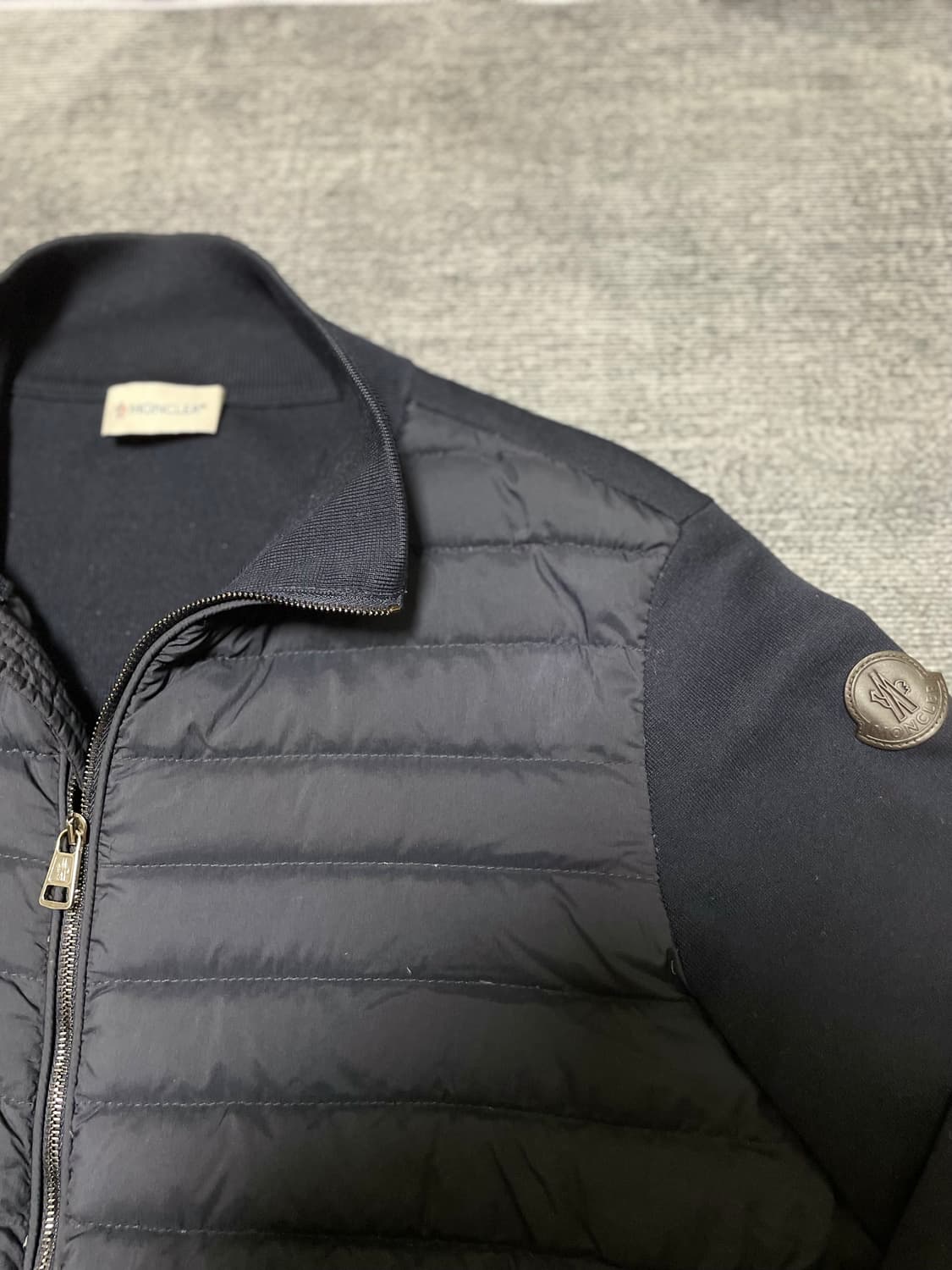 [정품] 몽클레어 니트패딩 가디건 M 상품이미지2