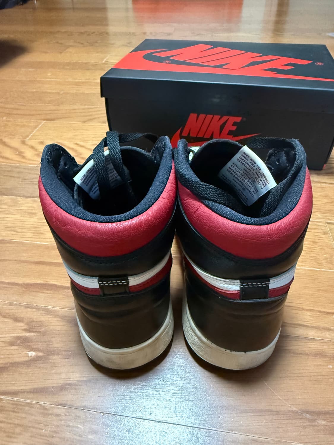 [255] 조던 1 레트로 하이 OG 짐레드 상품이미지7