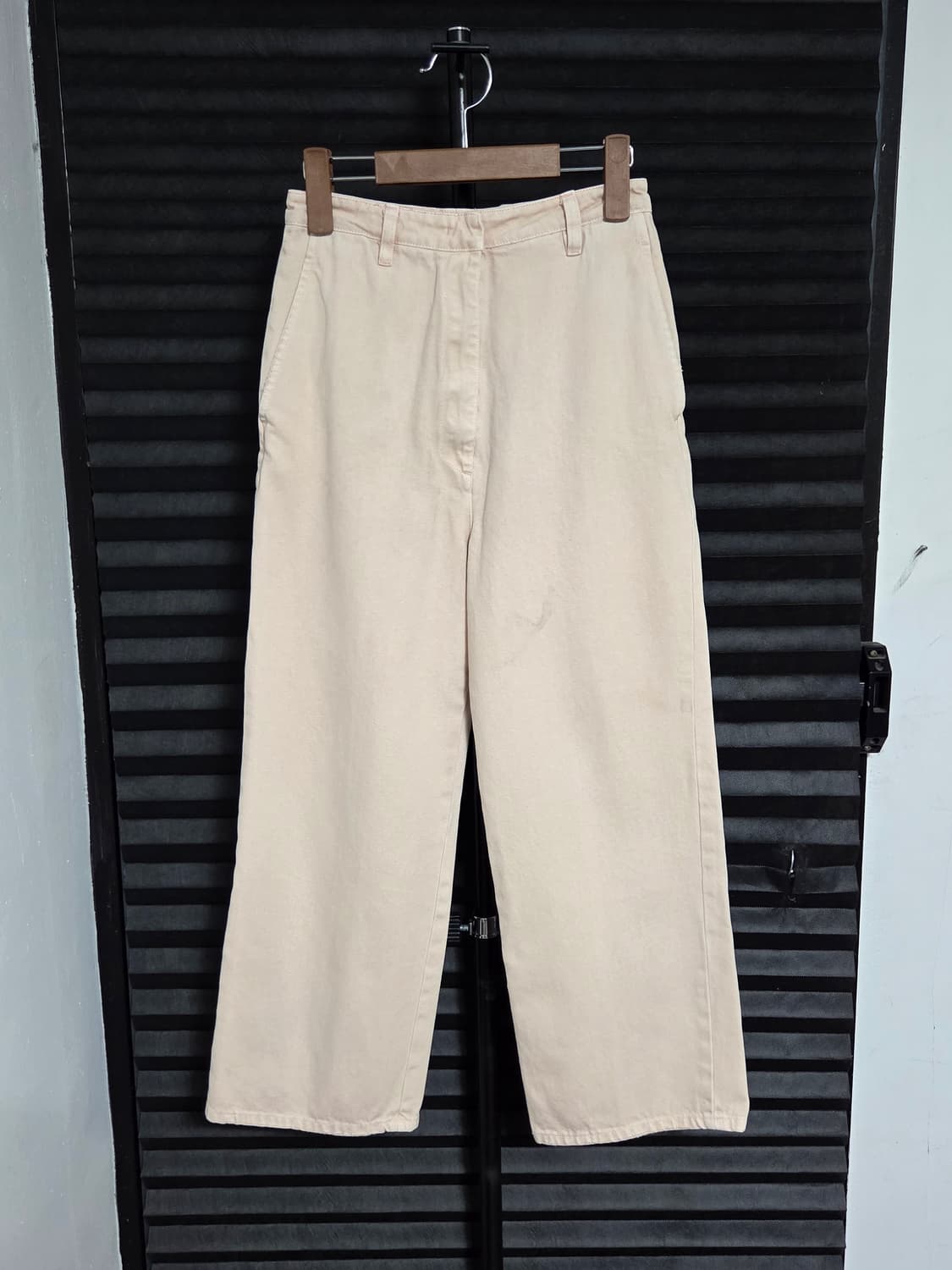 (정품) [프라다] 백 트라이앵글 스티치 코튼 팬츠 | 00183 상품이미지1