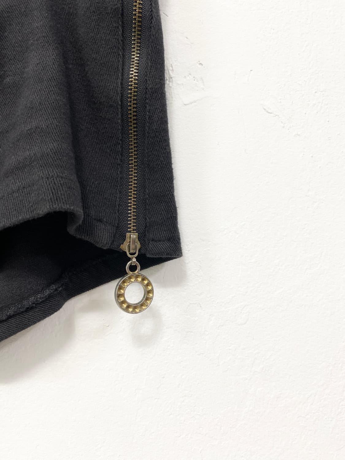 [SPICY] 오네갸루 펑크 y2k 골드 참 지퍼 마이크로 숏츠 상품이미지7