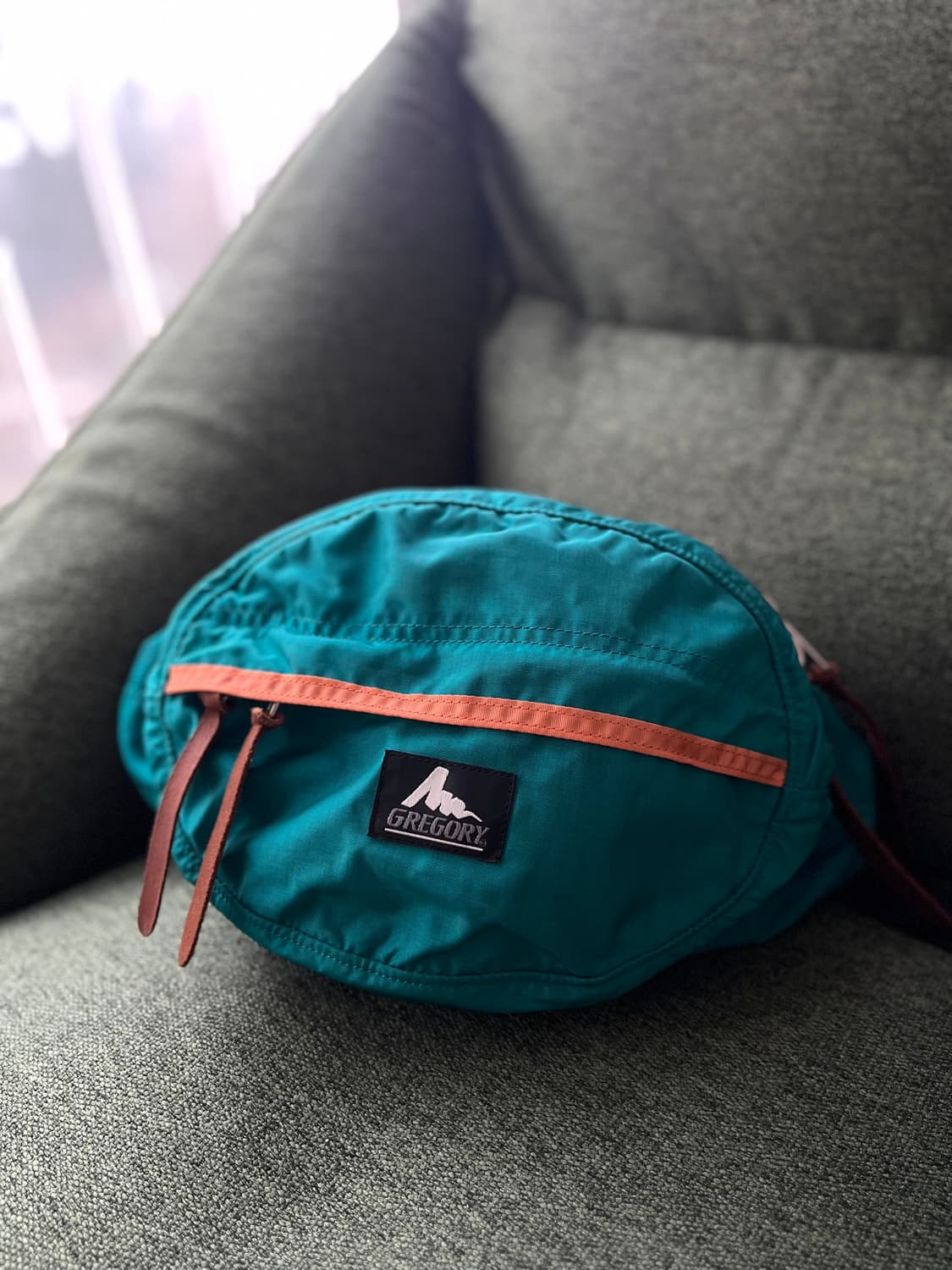 그레고리 구형로고 테일메이트 상품이미지1