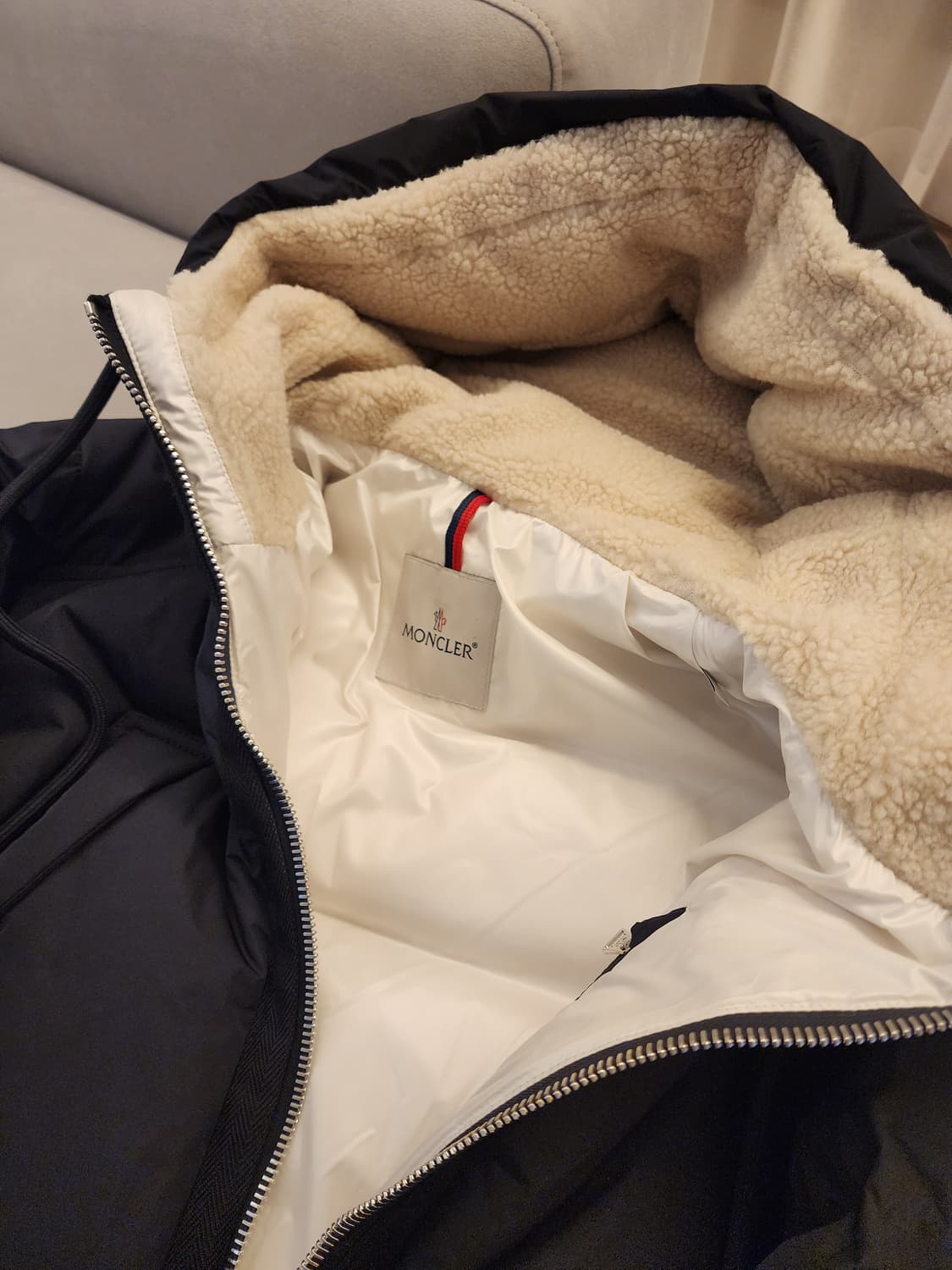 [2]몽클레어 투르예르 네이비블루 상품이미지4