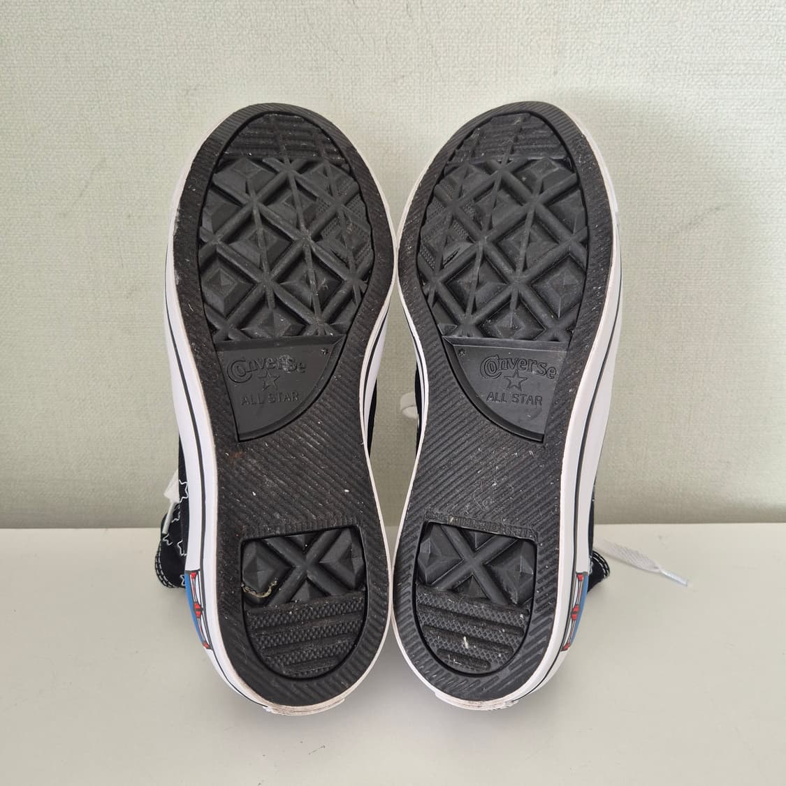 컨버스 척테일러 올스타 헬로키티 하이 250 상품이미지7