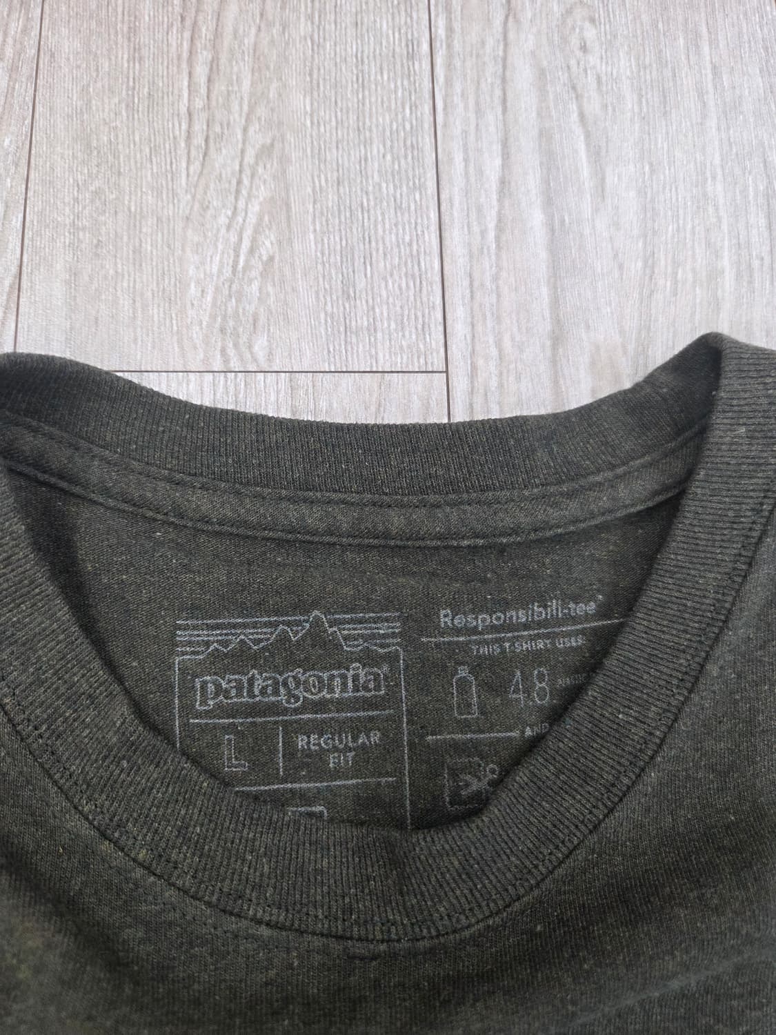 파타고니아 P6 P-6 로고 반팔티 카키 올리브 L, 105 상품이미지4