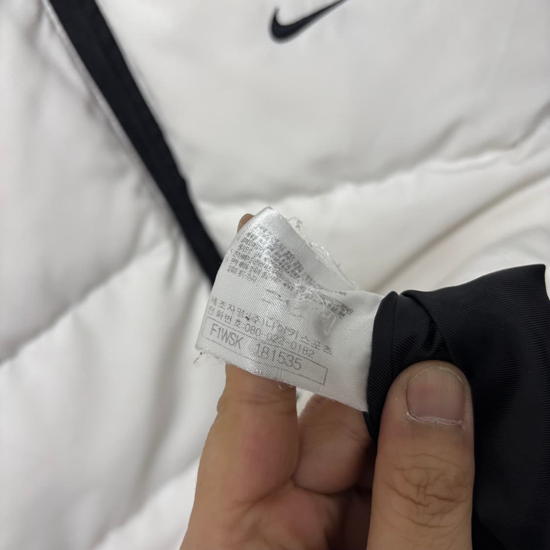 나이키 화이트 뉴챔프 패딩 상품이미지5