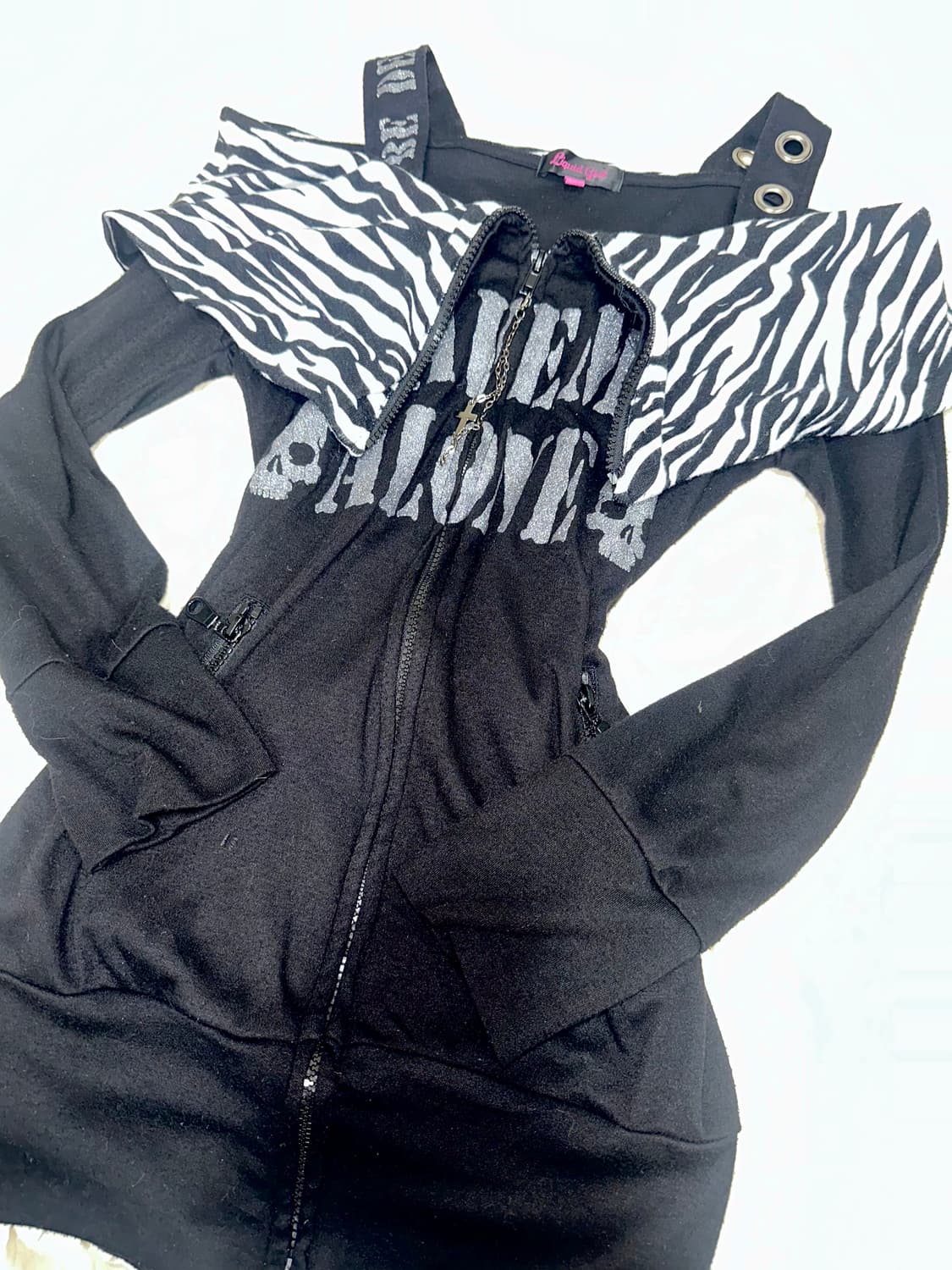 오네갸루 펑크 지브라 오프숄더 원피스 탑 상품이미지1