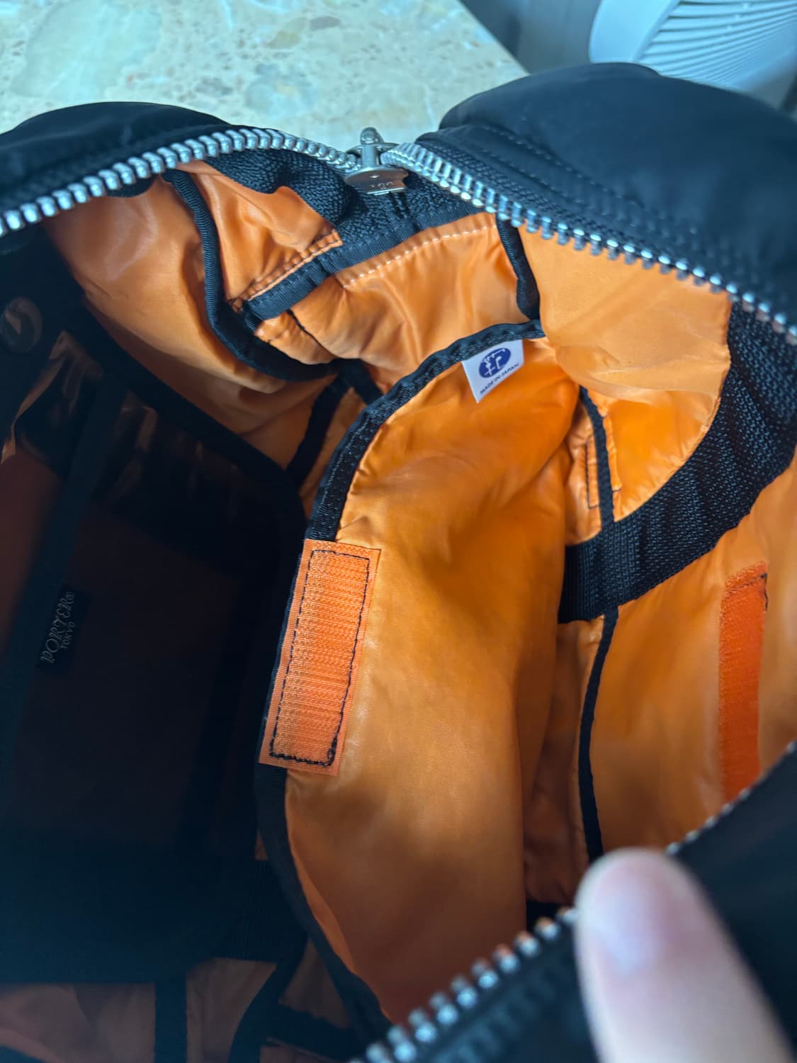 포터 탱커 더플백 스몰 블랙 상품이미지5