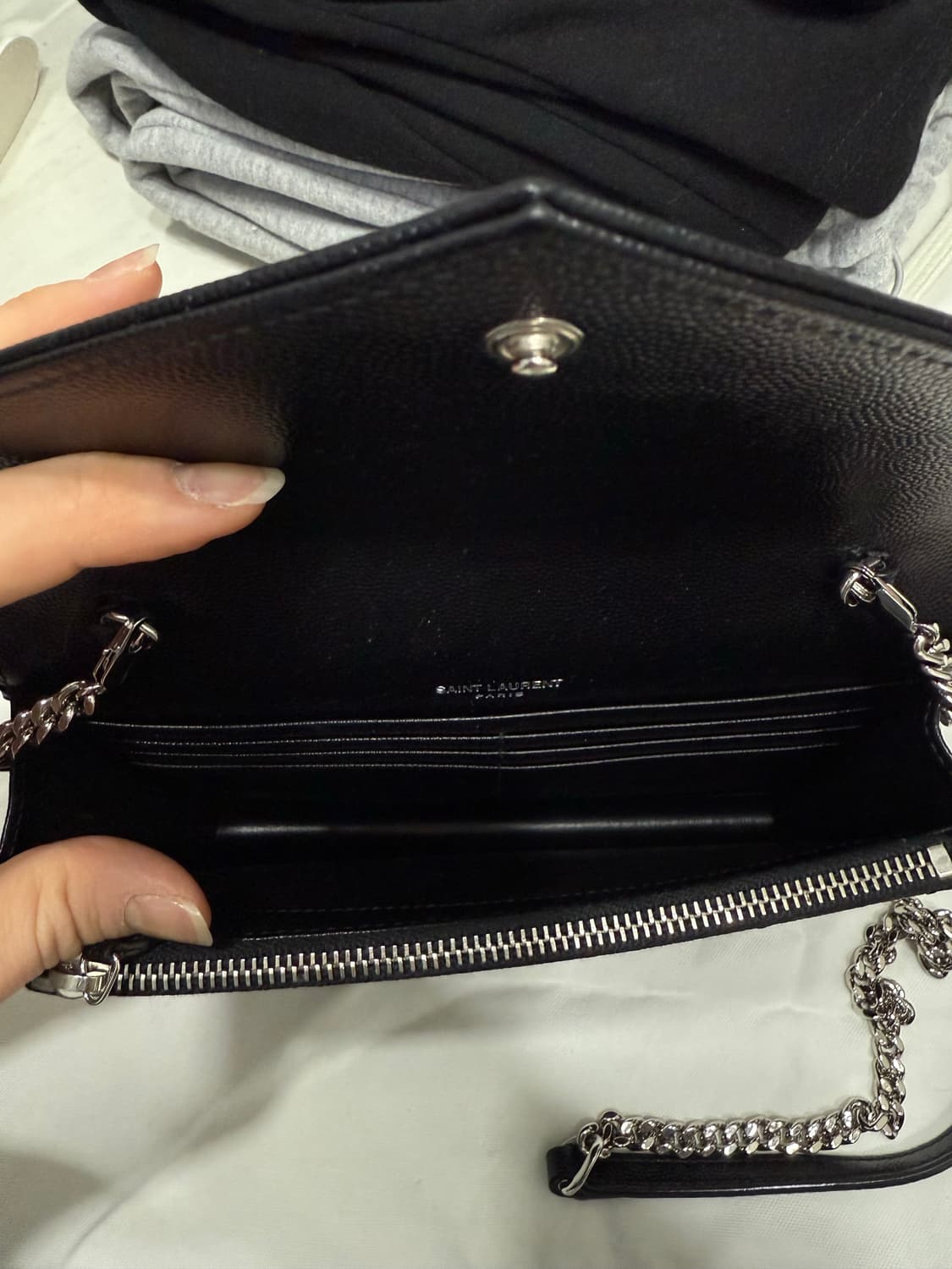 입생로랑 체인백 상품이미지6