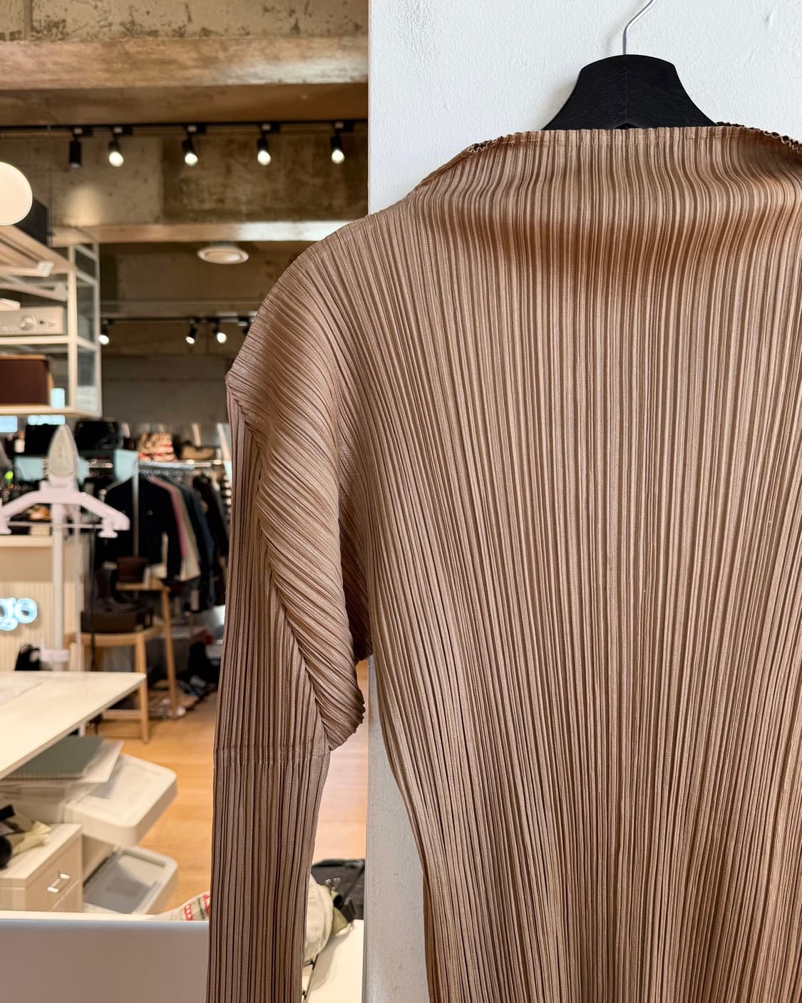 플리츠 플리즈 딥옐로우 링컬 하이넥 탑  상품이미지3