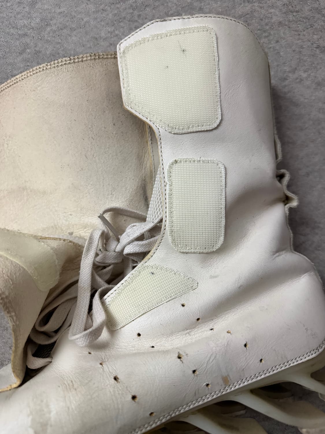 릭오웬스 아디다스 화이트 부츠 상품이미지6