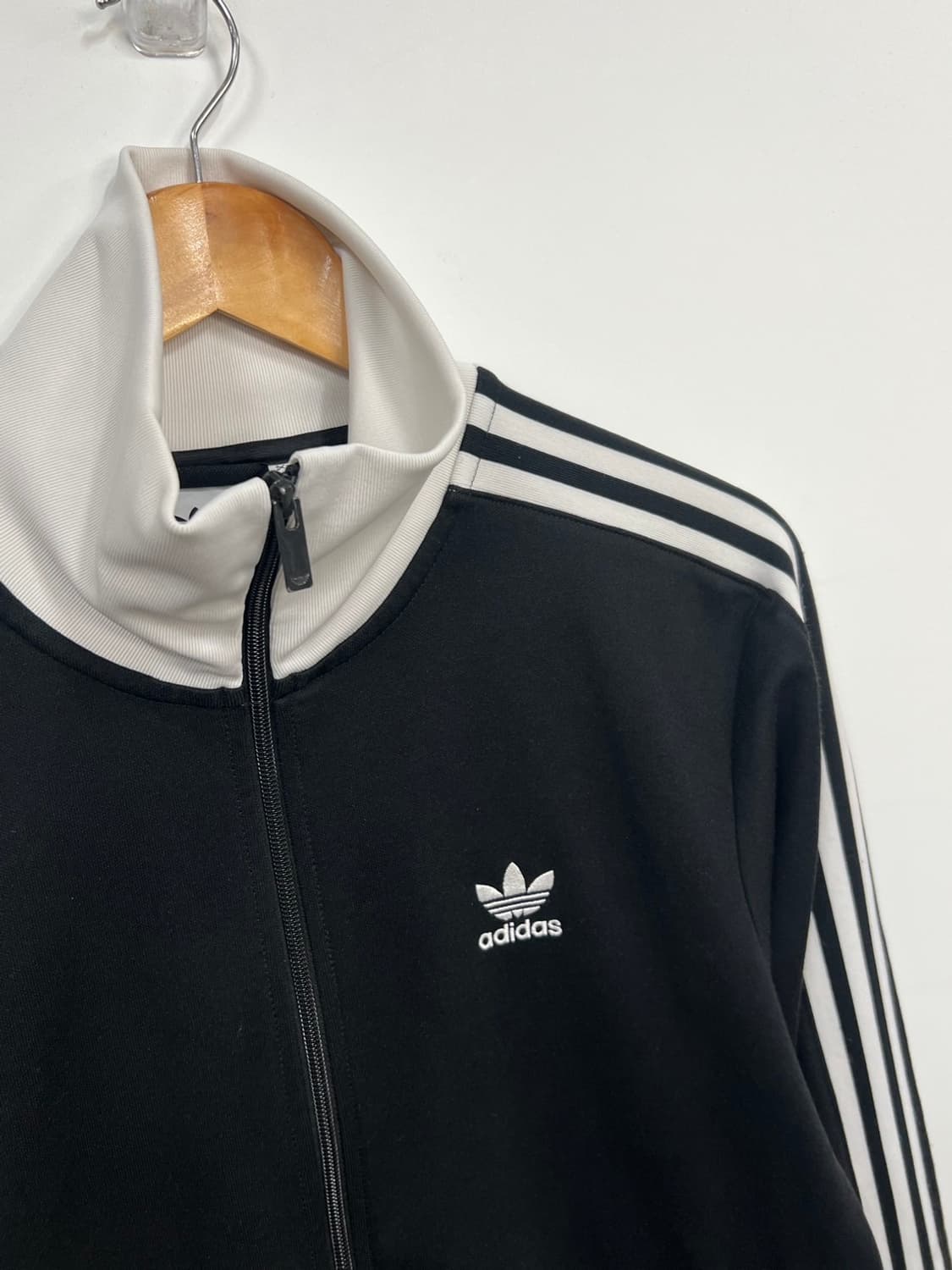 아디다스 베켄바우어 검흰 트랙탑 져지 상품이미지2