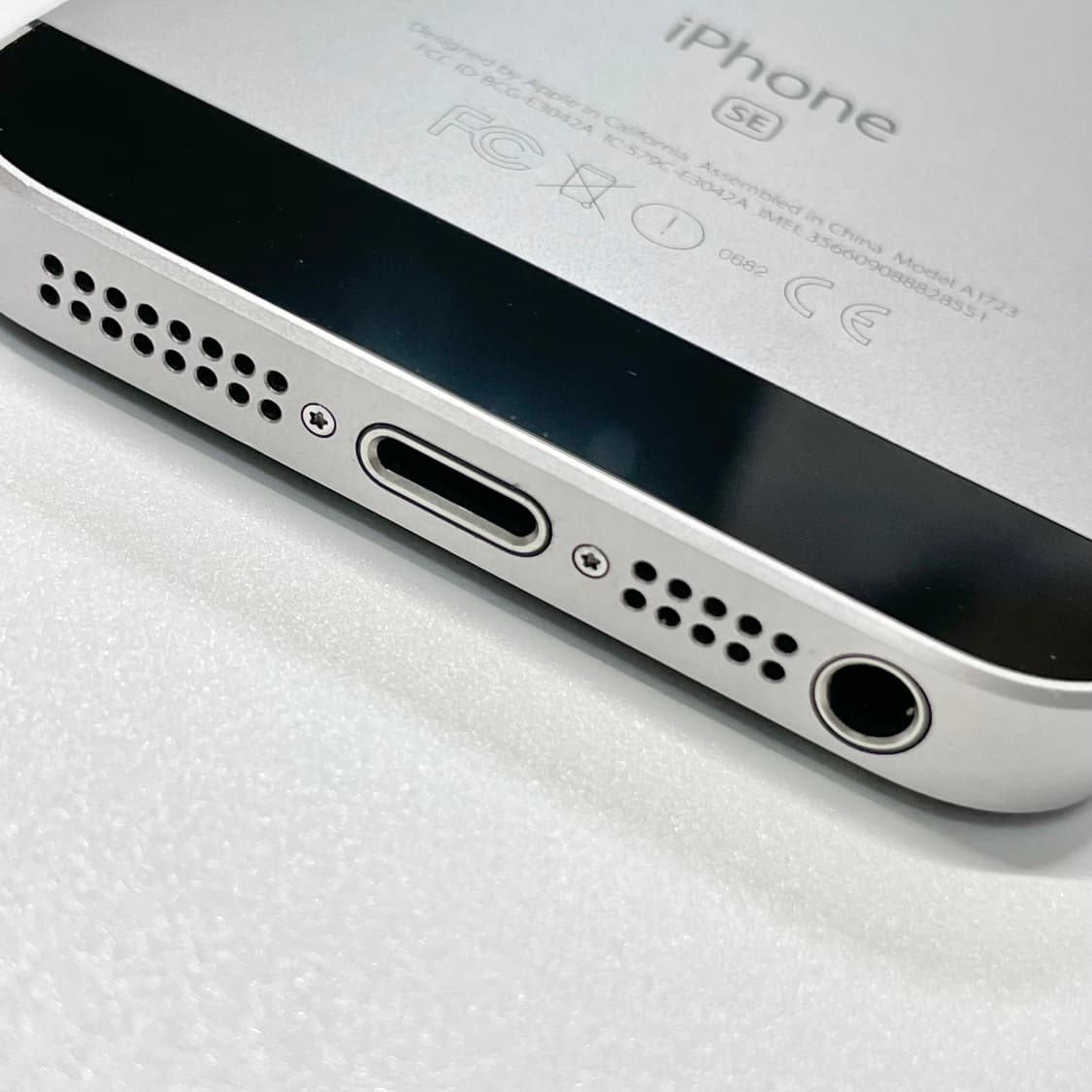 아이폰se 스페이스그레이 128GB 상품이미지5