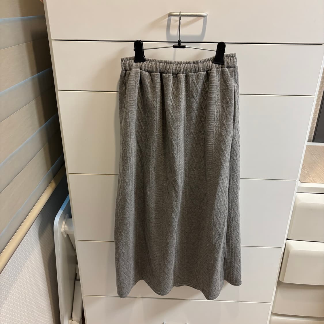 그레이 케이블 퀼팅 롱 스커트 M 상품이미지6