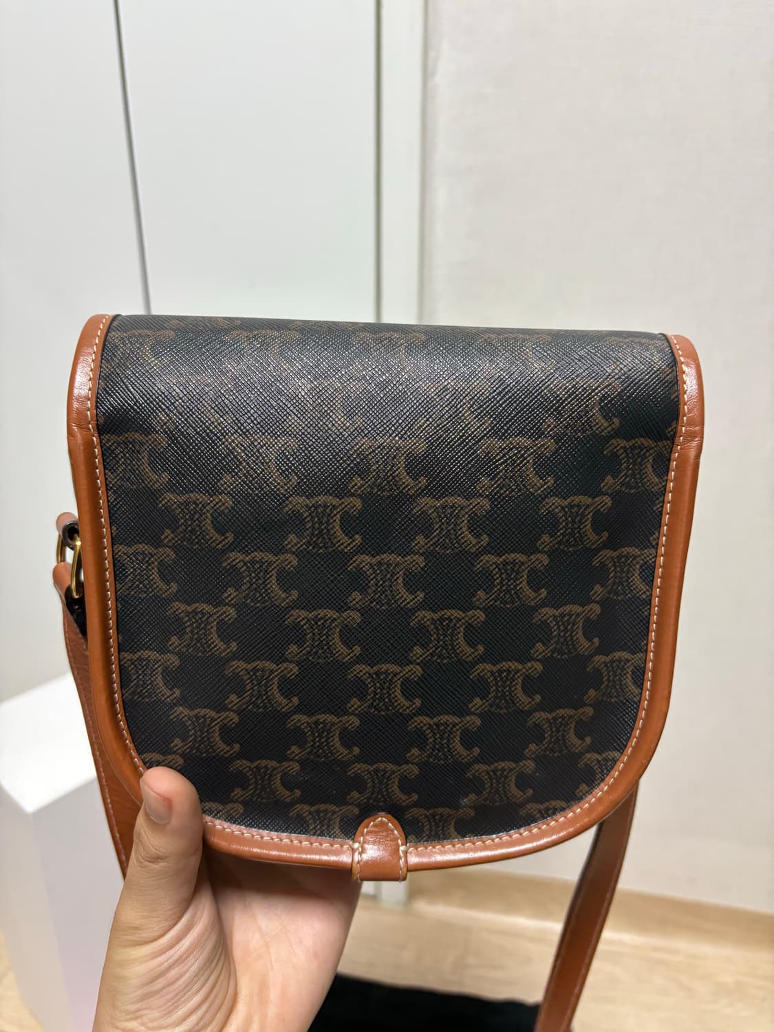 셀린느 트리오페 풀코백 미디움 상품이미지6