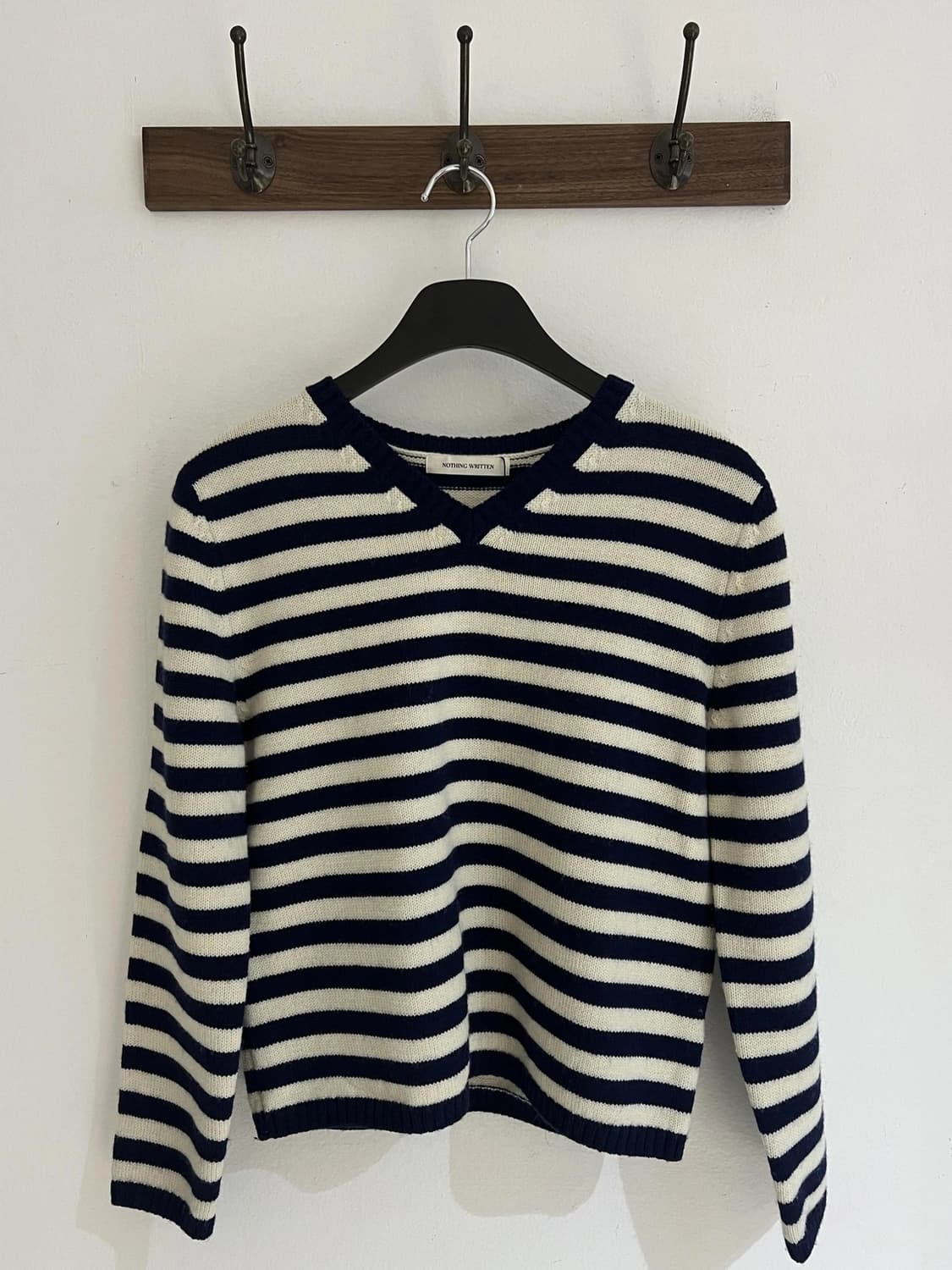 낫띵리튼 니트 상품이미지1