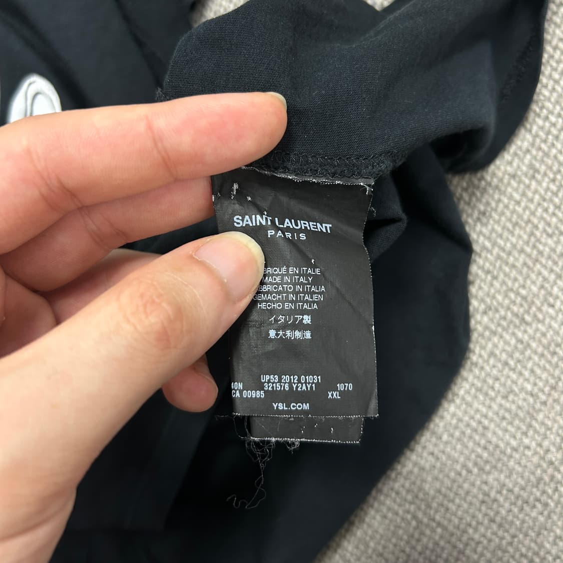 생로랑 블랙 프린팅 반팔(2XL) 상품이미지3