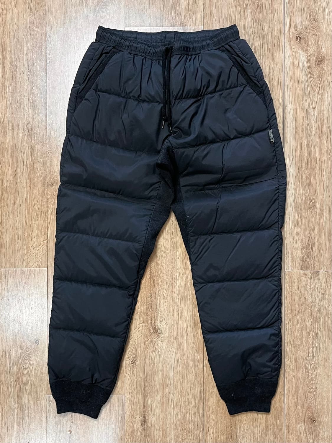 국내유일 Made JP 록키마운틴페더베드 AP 다운 후드 팬츠 세트 상품이미지5