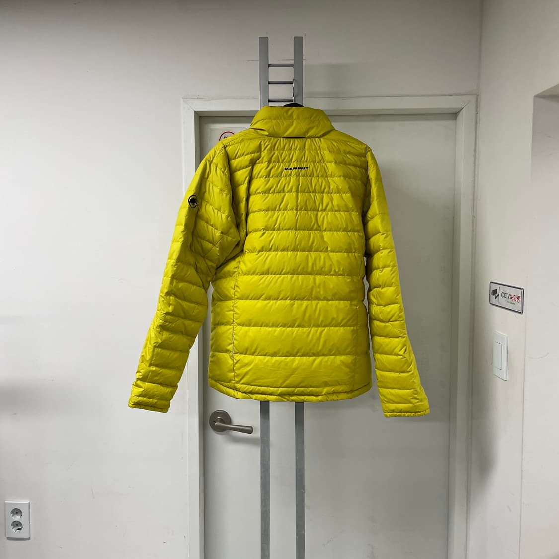 마무트 리버시블 경량 패딩 - 상품이미지8