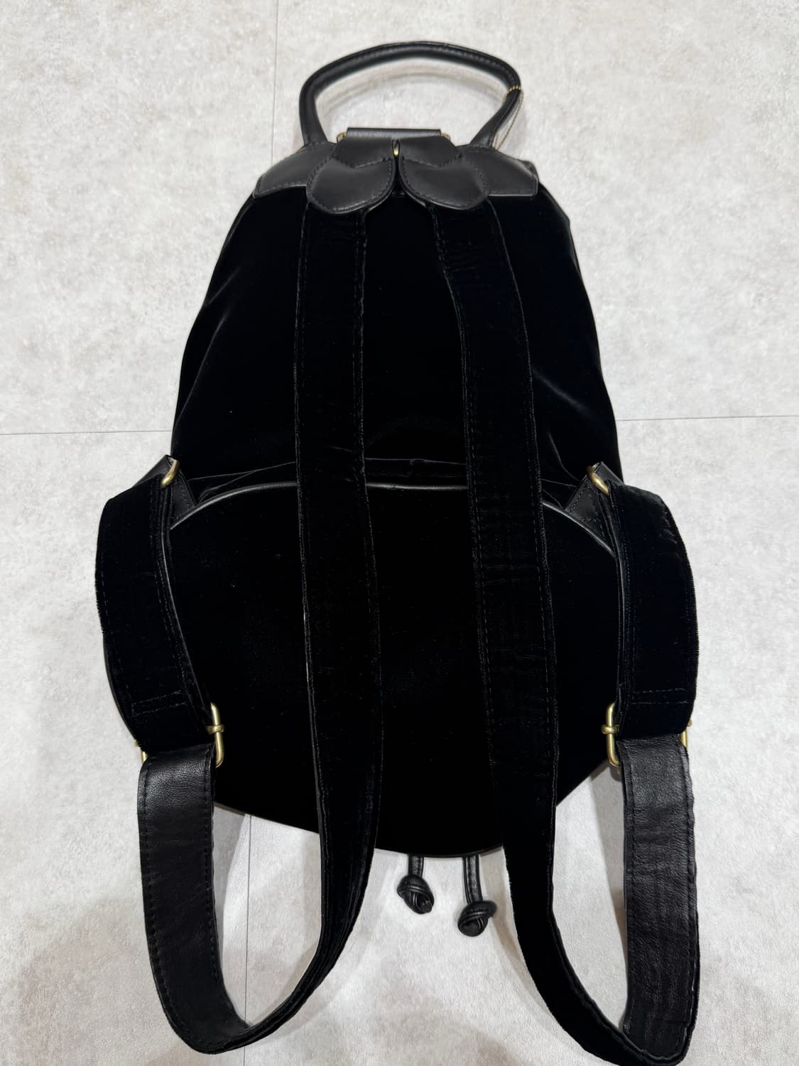 더바넷 벨벳 백팩 상품이미지6