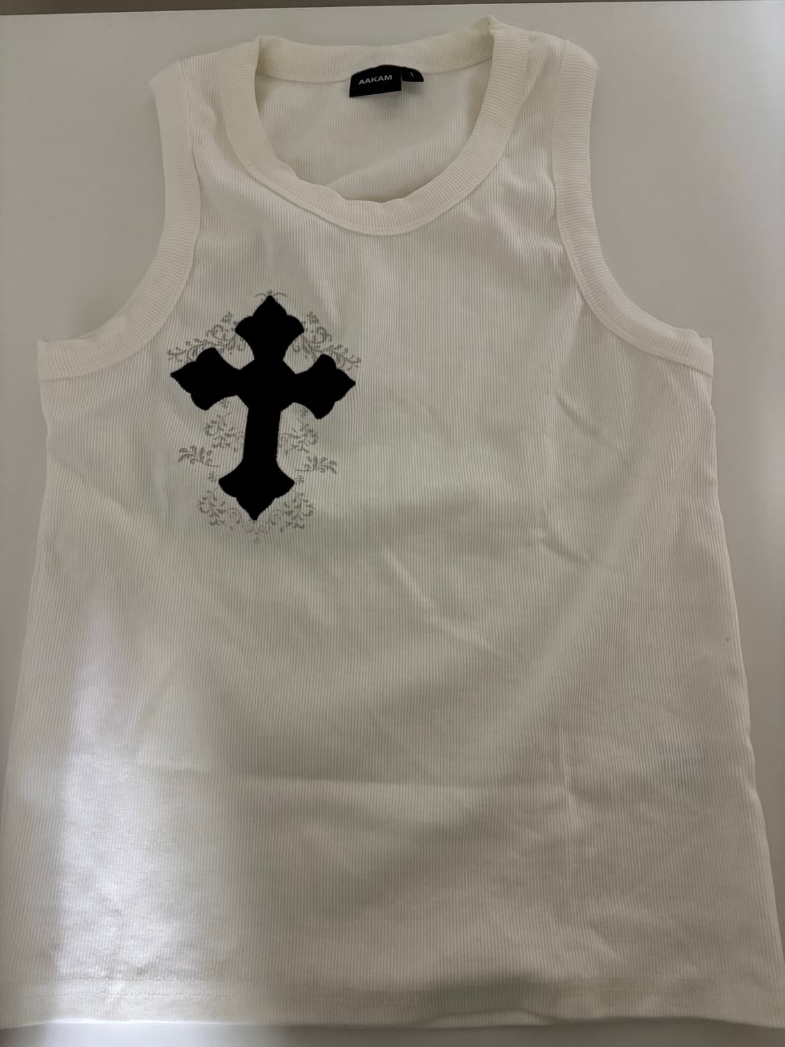 아캄 나시 사이즈1 팝니다 상품이미지1