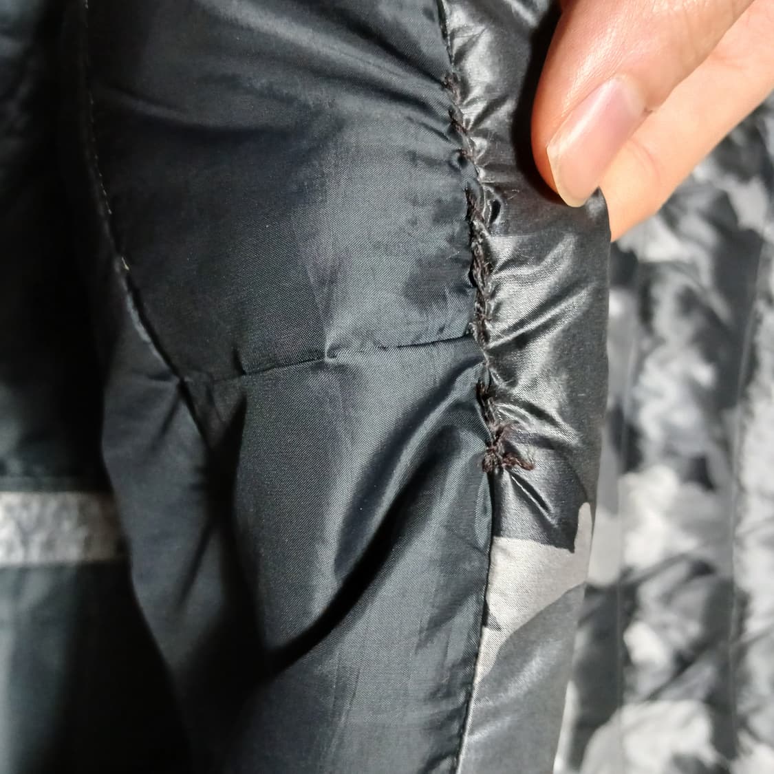 유니클로 카모 다운 경량 패딩 밀리터리 자켓 상품이미지8