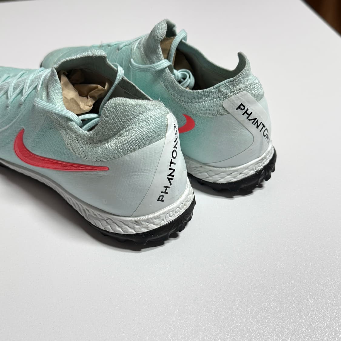 나이키 팬텀 gx 2 프로 tf 250 상품이미지3