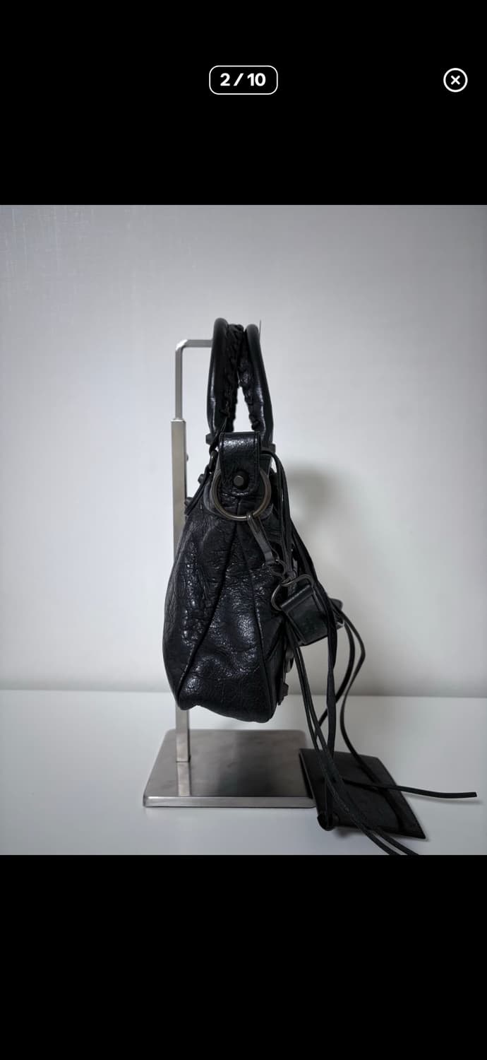 발렌시아가 르시티 퍼스트 모터백 상품이미지2