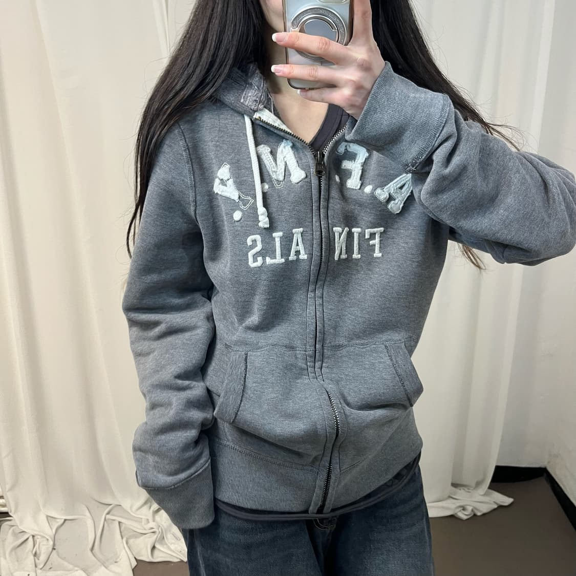 Abercrombie grey zip-up hoodie 상품이미지3