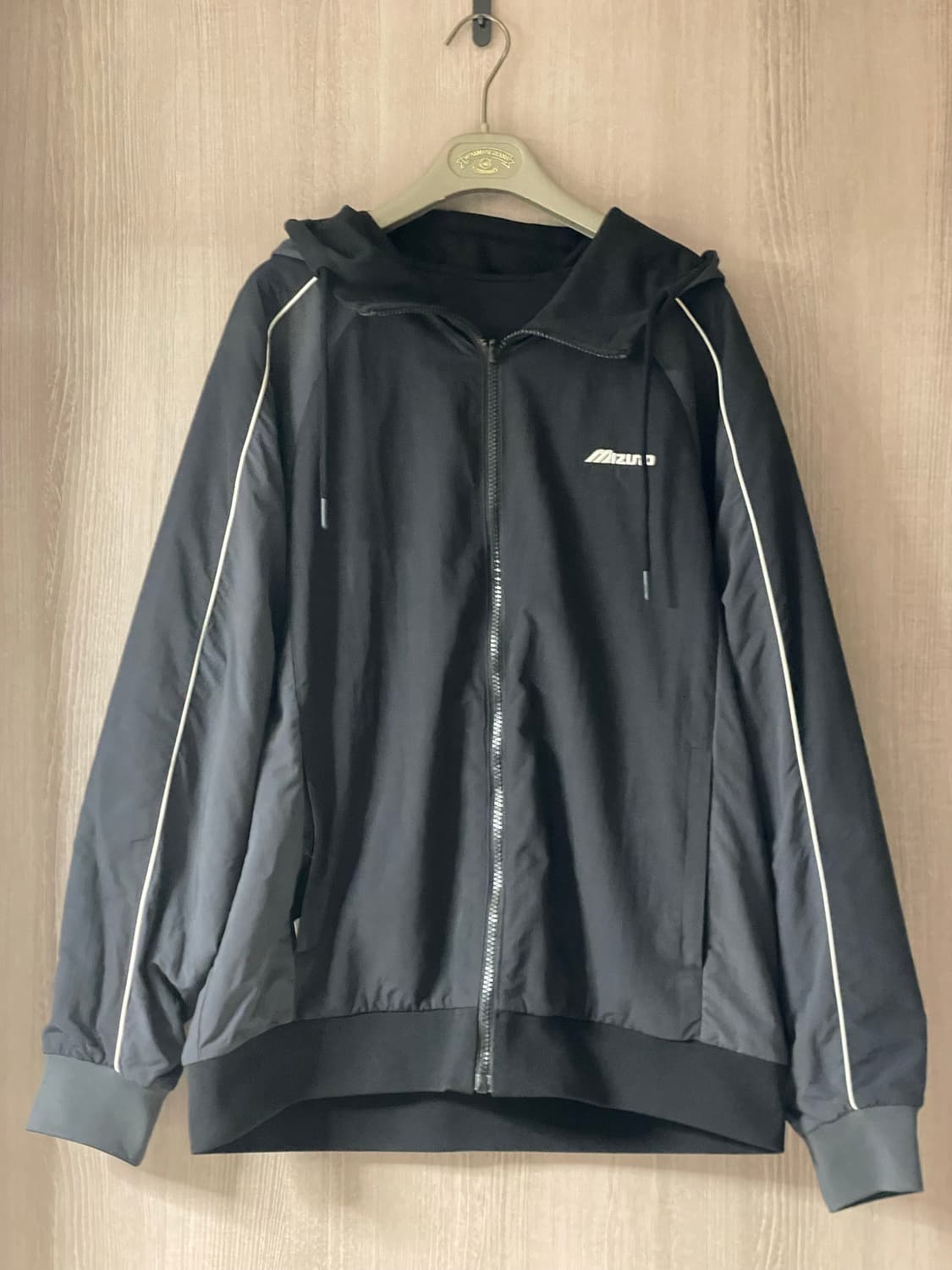 미즈노 리버시블 후드 자켓 상품이미지1