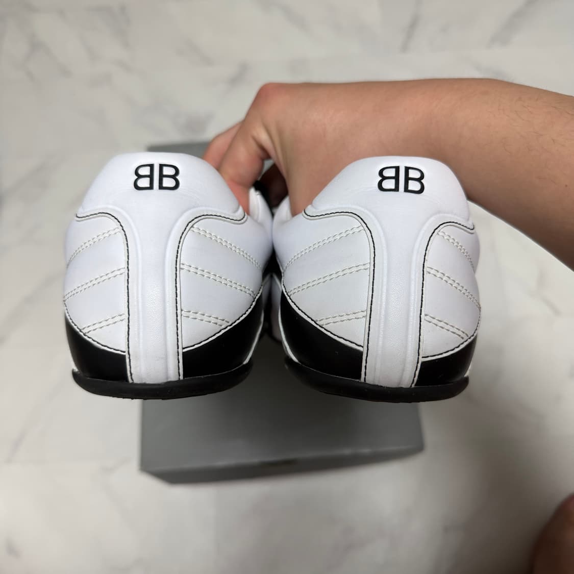 발렌시아가 젠 스니커즈 화이트 44 상품이미지5