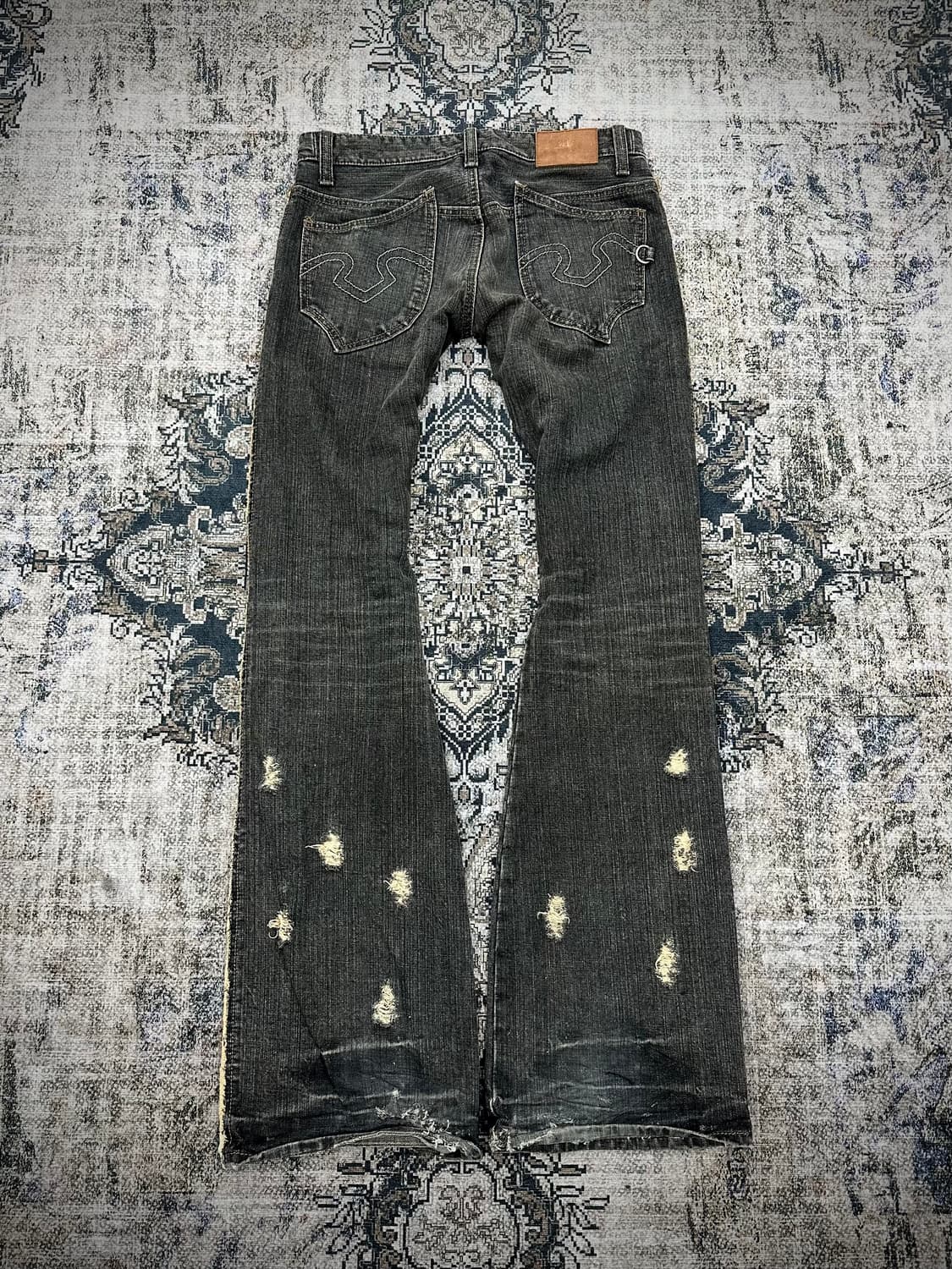 Obelisk bullet damaged flared jeans 상품이미지4
