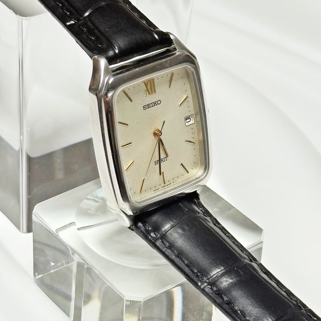90s 빈티지 세이코 스피릿 렉탱글 데이트 샌드텍스처 샴페인 다이얼 워치 상품이미지6