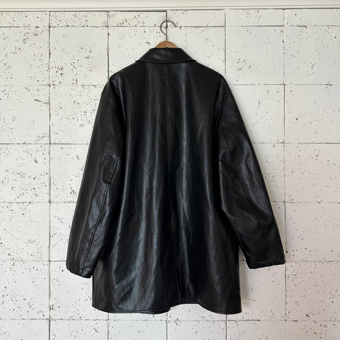 우먼free coor 쿠어 비건 레더 코트 블랙 상품이미지3