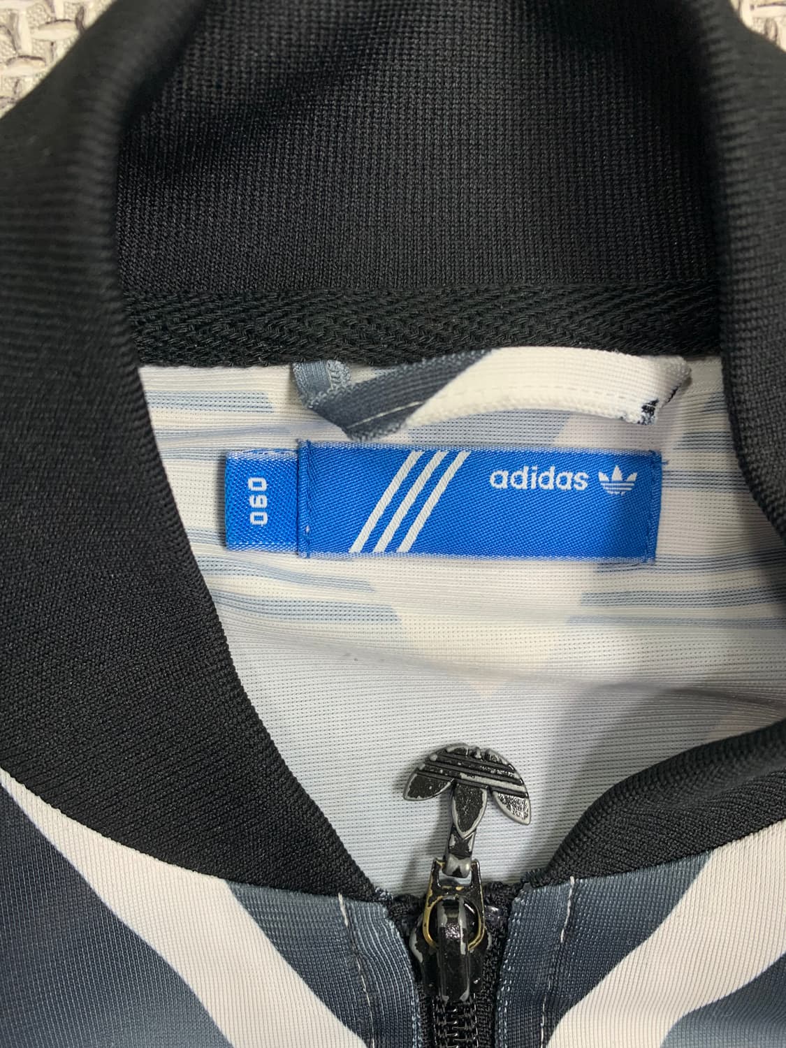 아디다스 패턴 트랙탑 자켓 90 상품이미지3