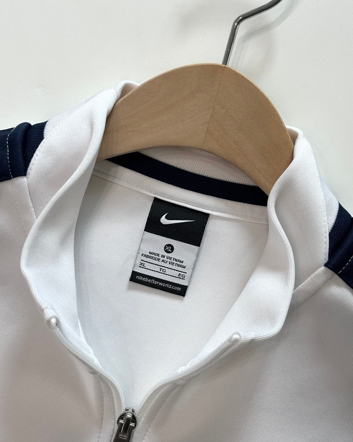 Nike 나이키 파리 화이트 트랙탑 상품이미지5
