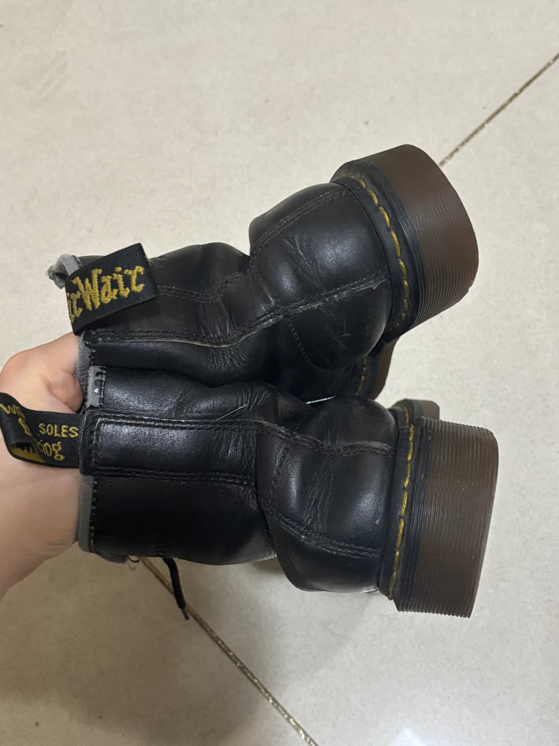 [260-5] 닥터마틴 1460 8홀  상품이미지3