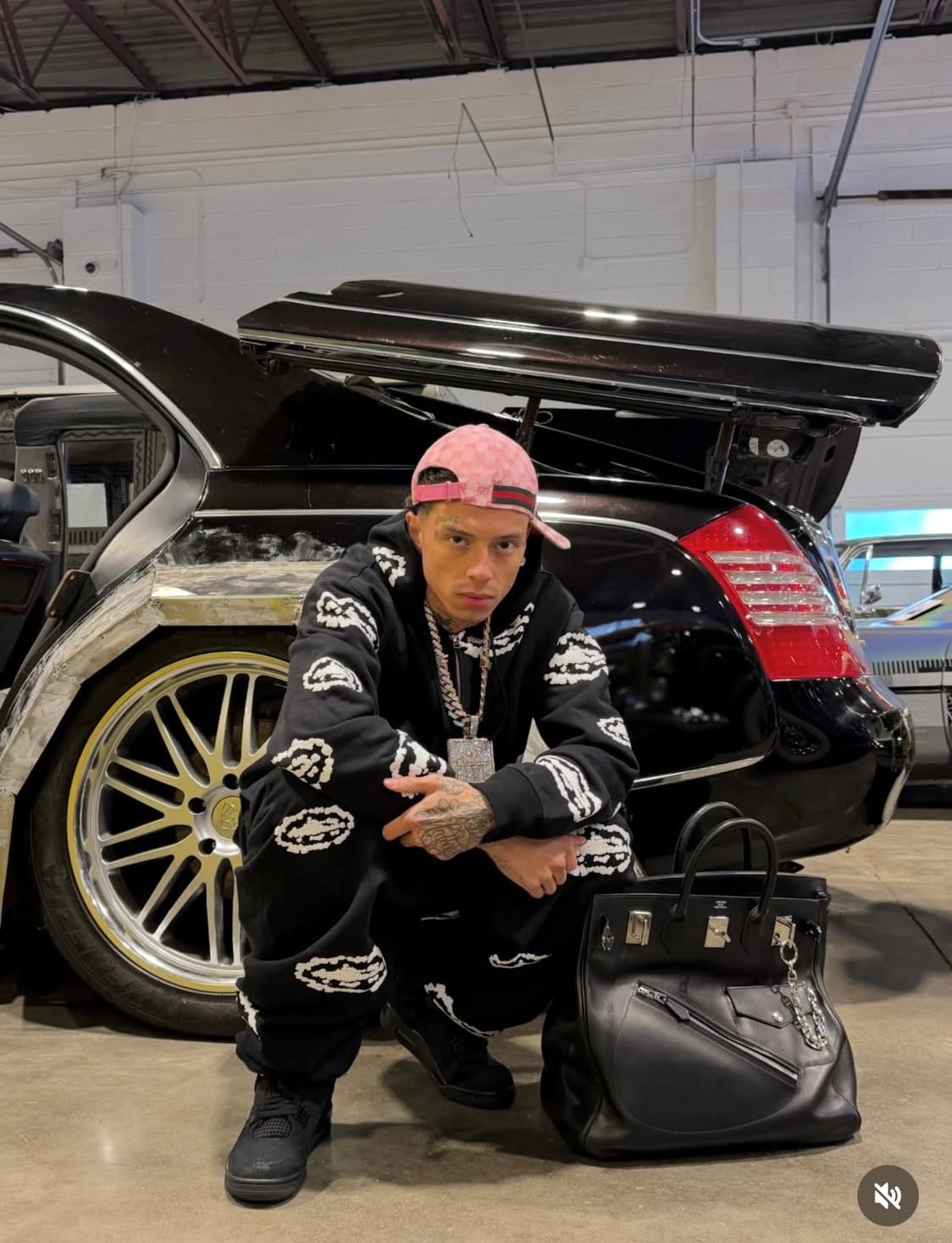 코르테이즈x데님티어즈 스웻팬츠 블랙 corteiz crtz 상품이미지1