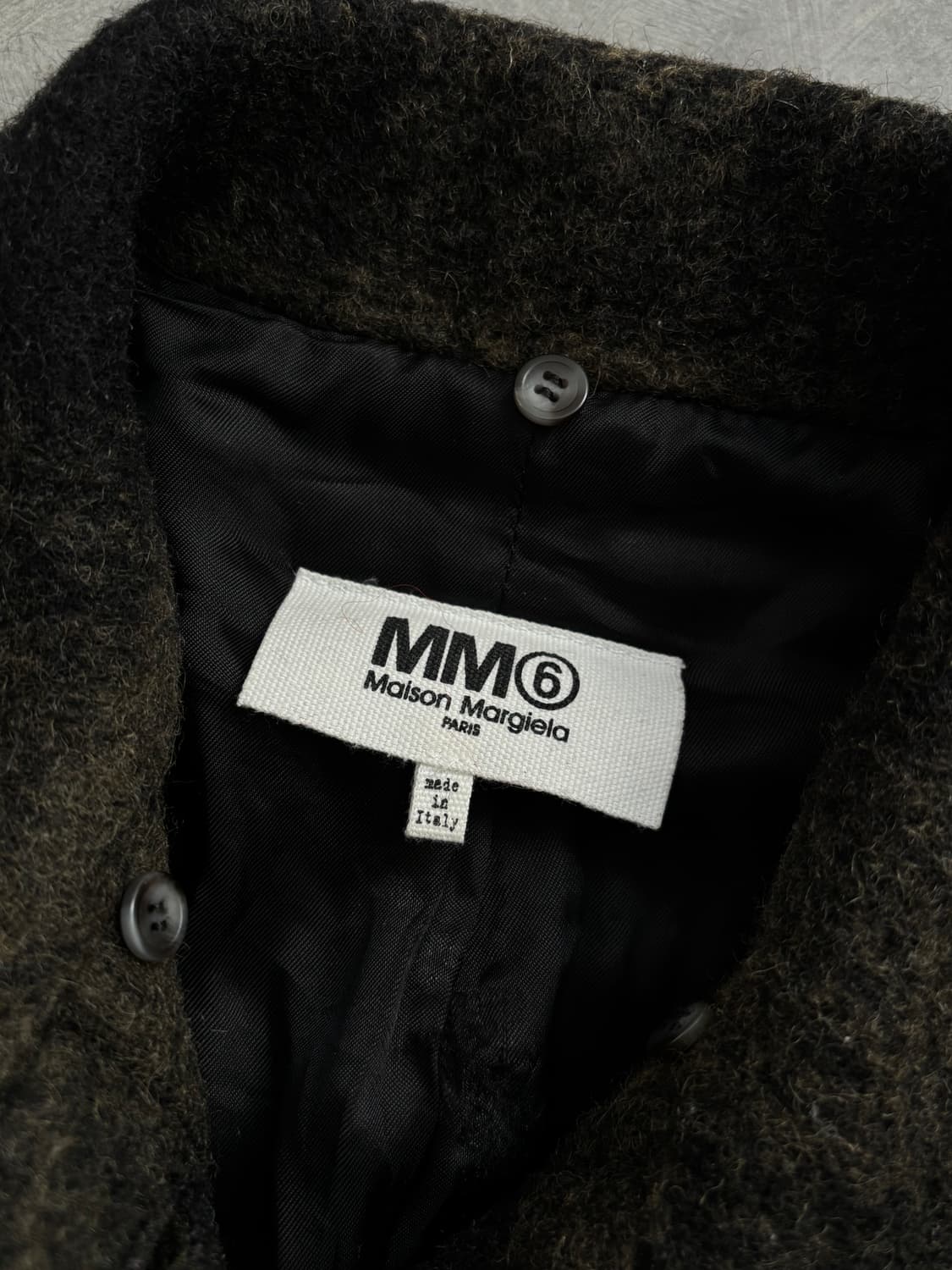 Maison Margiela 메종마르지엘라 카키 체크 레더 포켓 싱글 미 상품이미지3