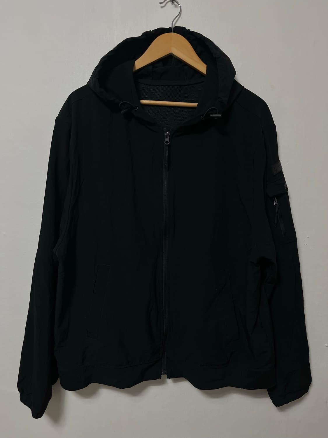 110 Feltics 펠틱스 스판 루즈핏 바람막이 자켓 정품 상품이미지1