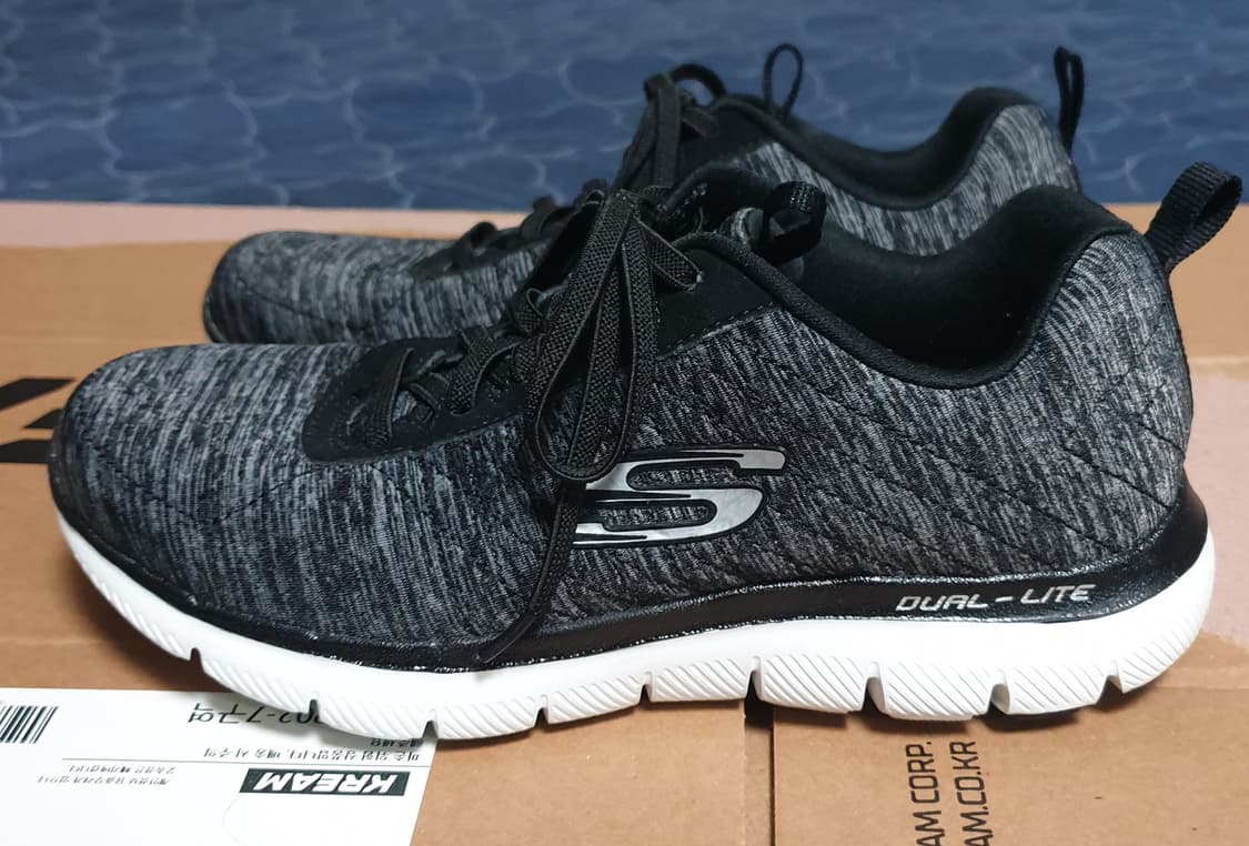 스케쳐스 스니커즈 (225) 상품이미지2