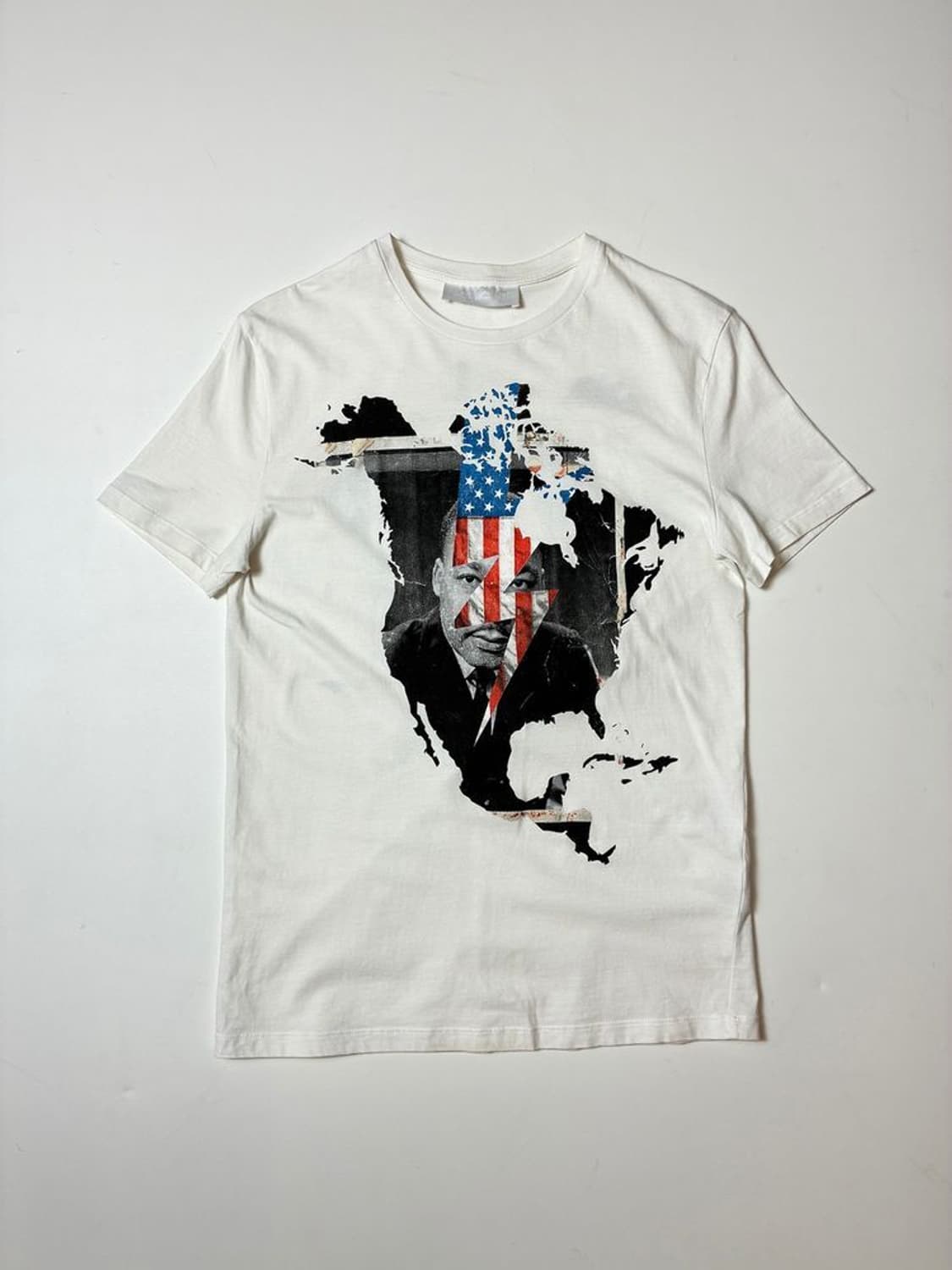 닐바렛 마틴 루터 킹 그래픽 크루넥 반팔 티셔츠 PN9058 상품이미지1