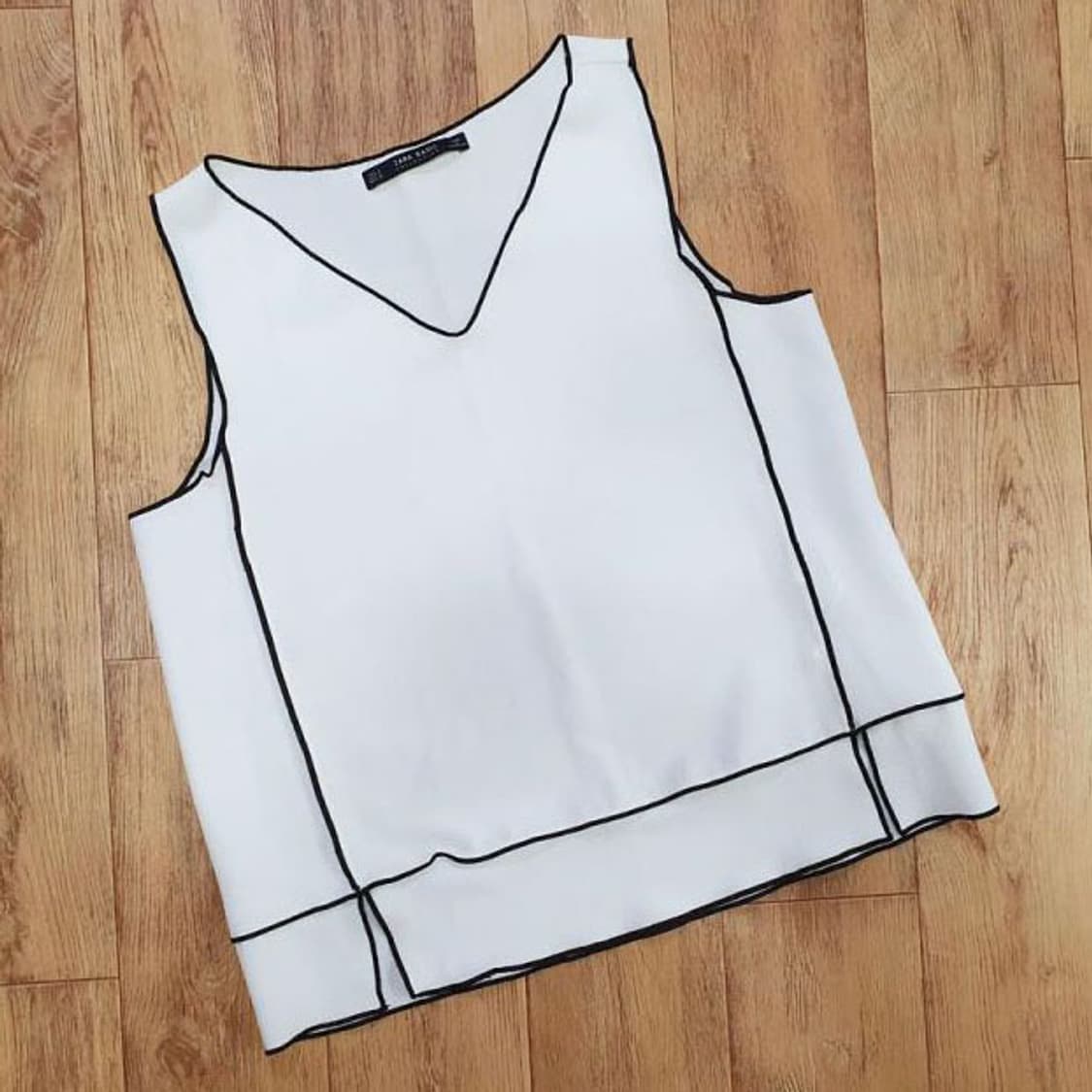 자라(ZARA) 라인 배색 티 55 새상품 상품이미지1