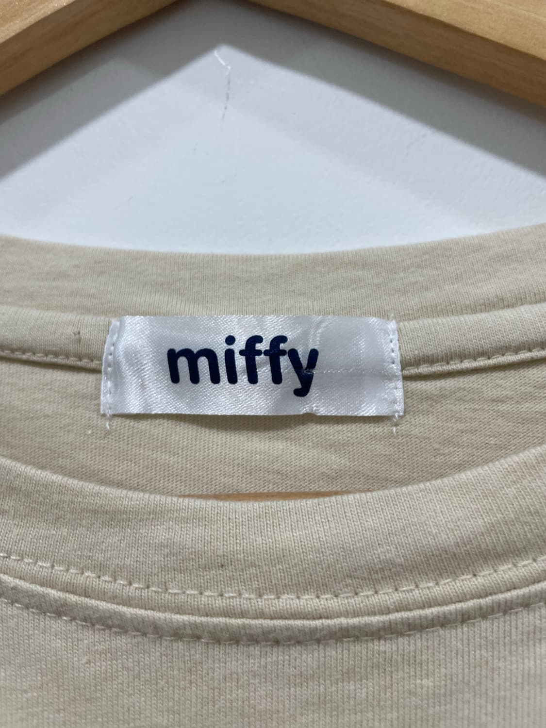 Miffy 미피 프린팅 반팔 티셔츠 상품이미지3
